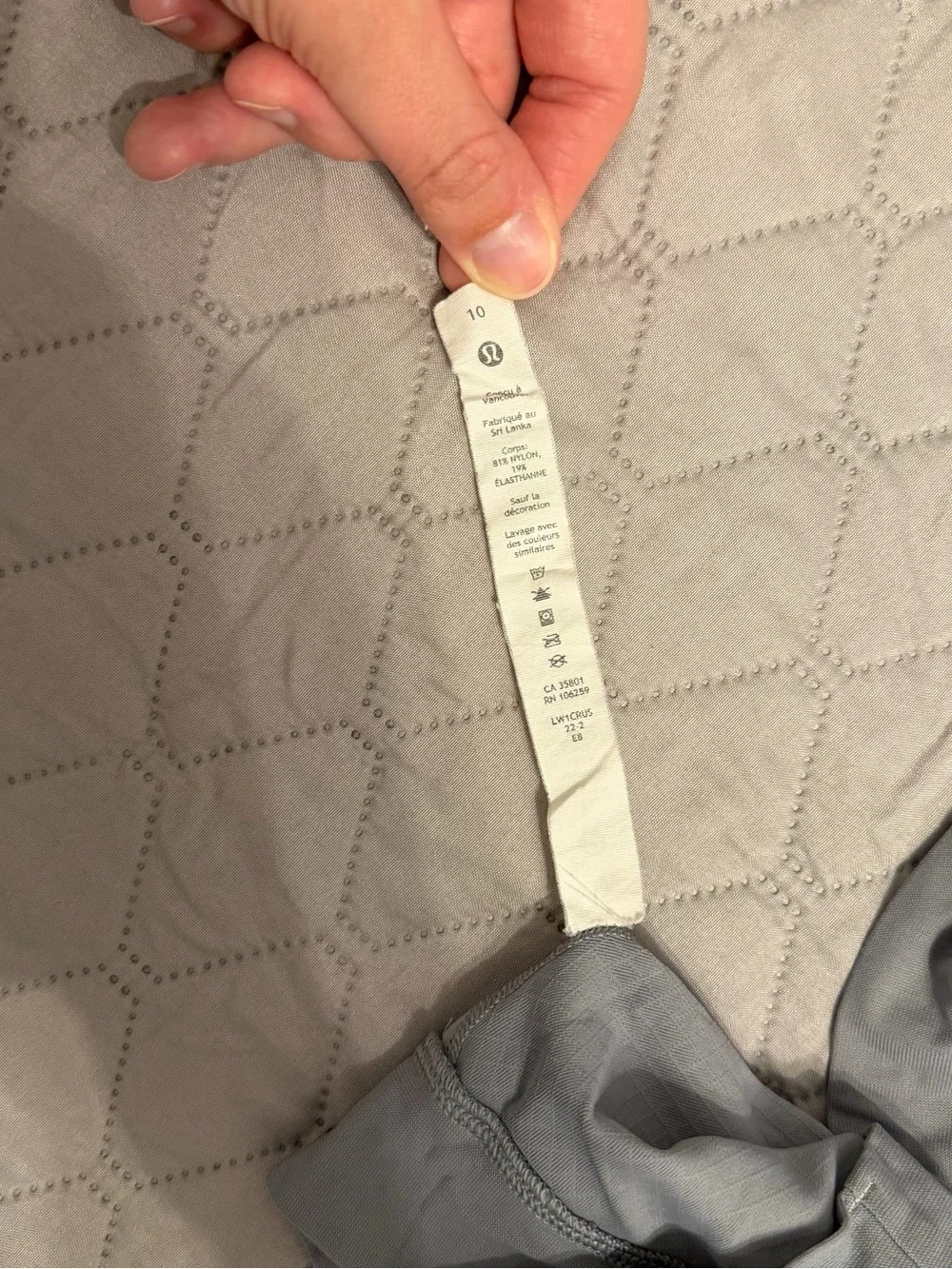 Lululemon Women's Reflective Gray Muscle Tank Top - Size 10
